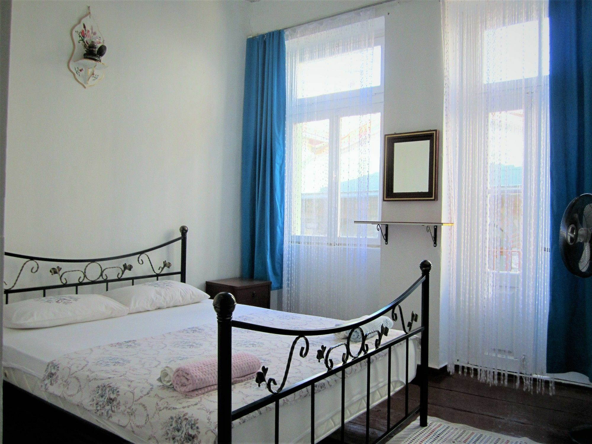 Ayvalik 1881 Pansiyon Exterior photo